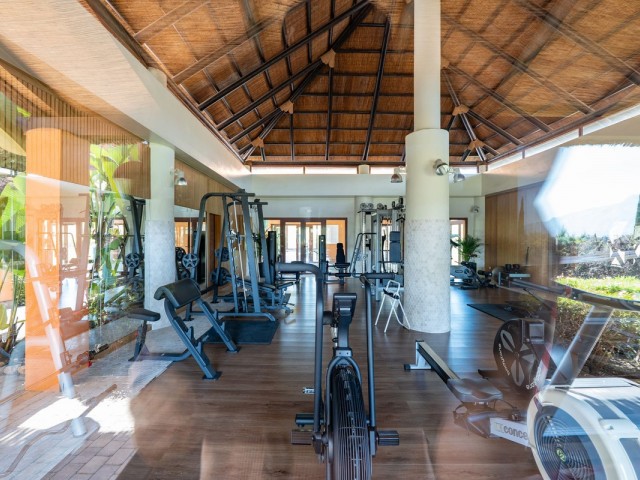 2 Bedrooms Apartment in Benahavís