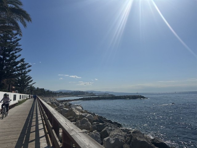 2 Bedrooms Apartment in San Pedro de Alcántara