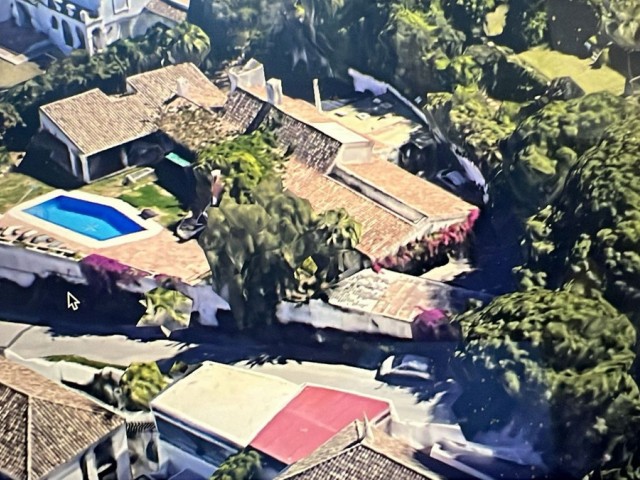 5 Schlafzimmer Villa in Nueva Andalucía