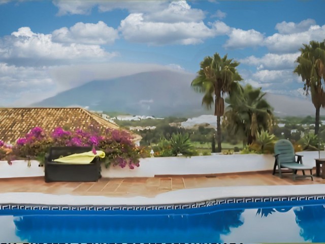 5 Schlafzimmer Villa in Nueva Andalucía