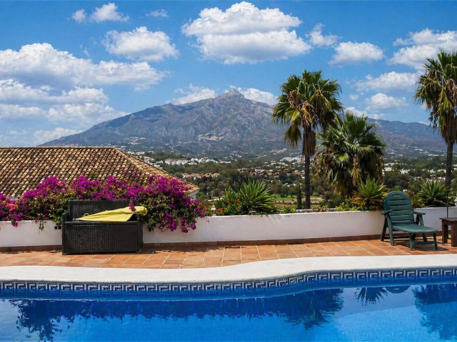 5 Slaapkamer Villa in Nueva Andalucía