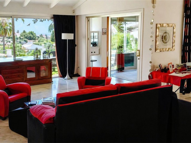 5 Slaapkamer Villa in Nueva Andalucía