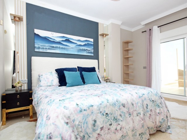 3 Bedrooms Apartment in San Roque Club