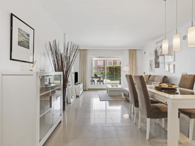 2 Bedrooms Apartment in Estepona