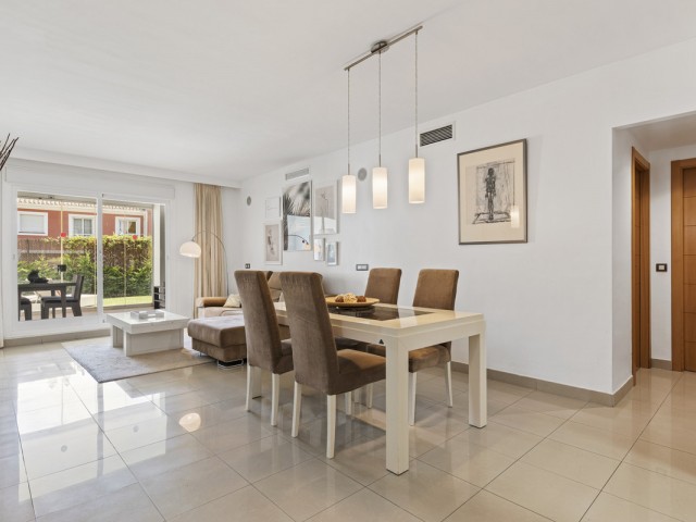 2 Bedrooms Apartment in Estepona