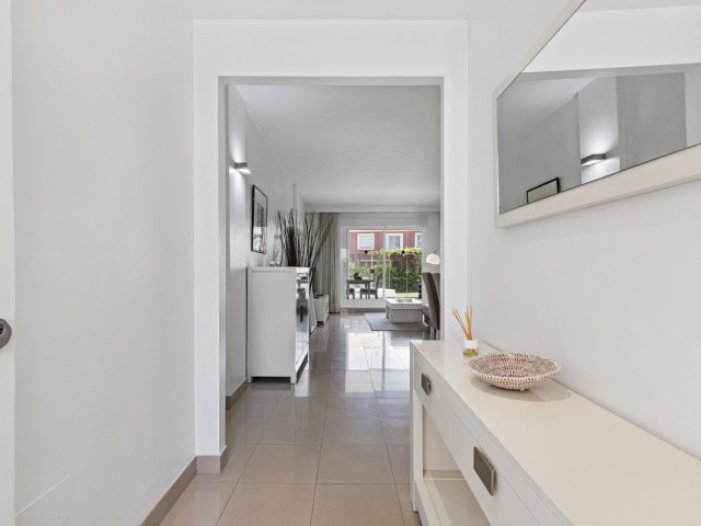 2 Bedrooms Apartment in Estepona