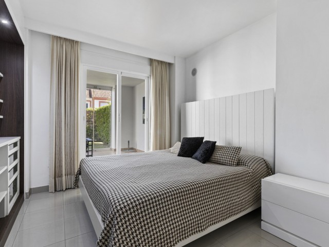 2 Bedrooms Apartment in Estepona