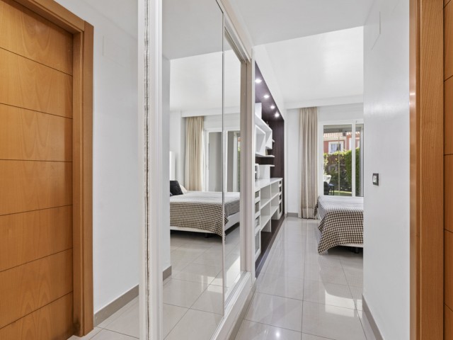 2 Bedrooms Apartment in Estepona