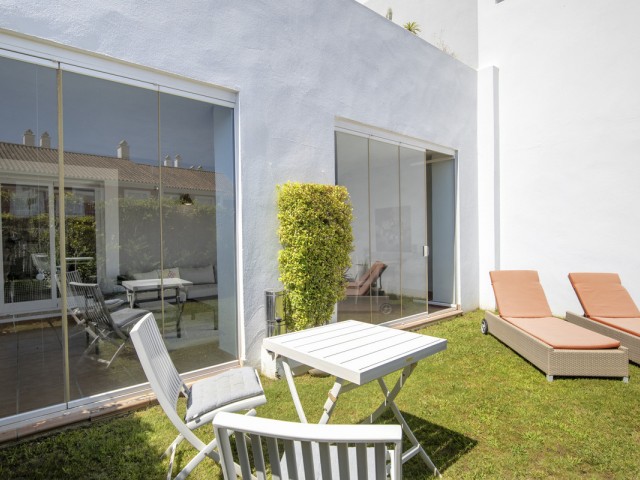 2 Bedrooms Apartment in Estepona
