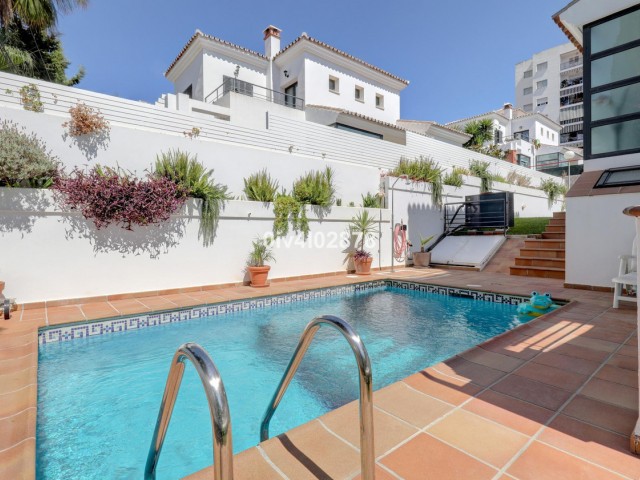 5 Sovrums Villa i Benalmadena Costa