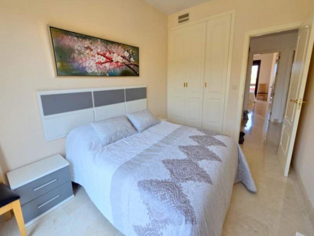 Maison mitoyenne avec 3 Chambres  à Estepona