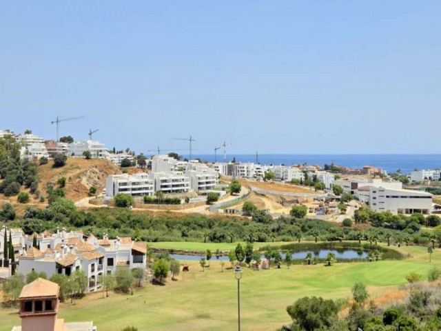 Maison mitoyenne avec 3 Chambres  à Estepona