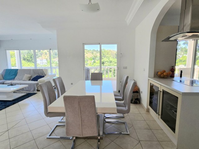 4 Makuuhuoneen Huvila Calahonda