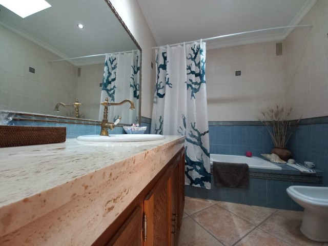 5 Schlafzimmer Villa in San Pedro de Alcántara