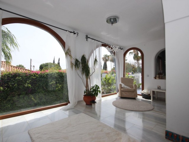 Villa avec 4 Chambres  à El Rosario