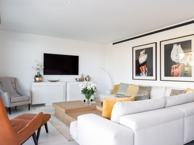 Apartamento con 2 Dormitorios  en Fuengirola