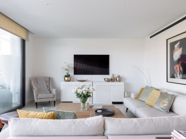 Apartamento con 2 Dormitorios  en Fuengirola