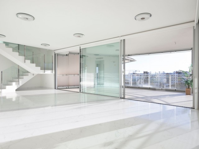 Apartamento con 3 Dormitorios  en Fuengirola