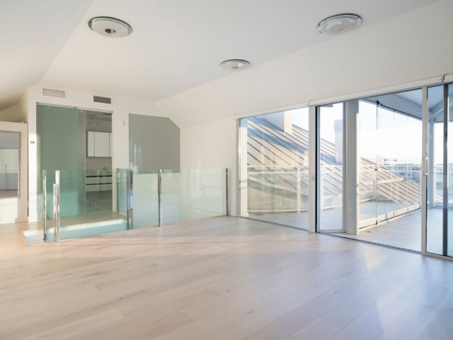 Apartamento con 3 Dormitorios  en Fuengirola