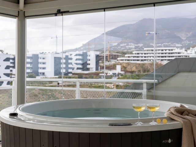 Apartamento con 3 Dormitorios  en Fuengirola