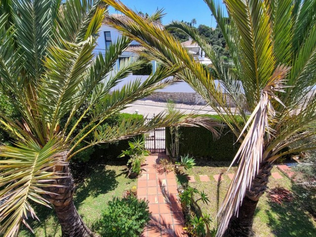 4 Sovrums Villa i Elviria