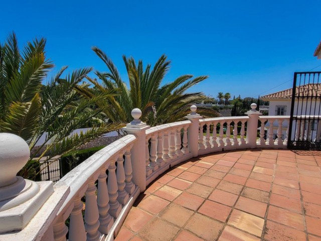 4 Sovrums Villa i Elviria