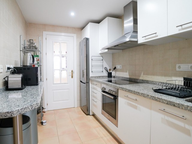 Huoneisto, Benahavis, R5108101