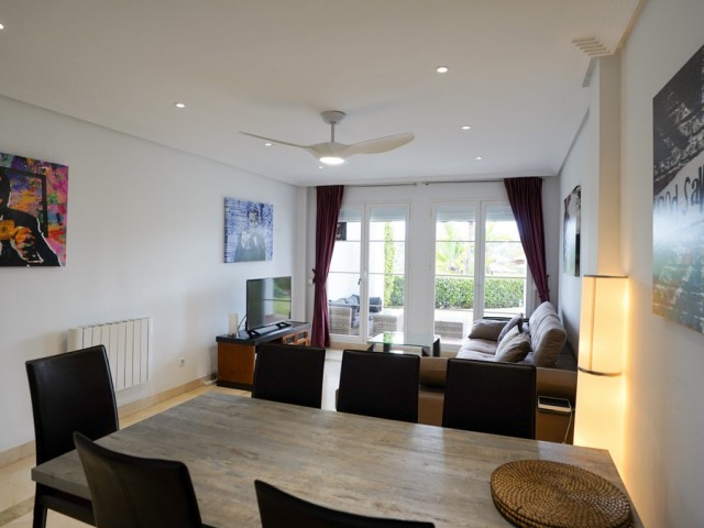 Huoneisto, Benahavis, R5108101