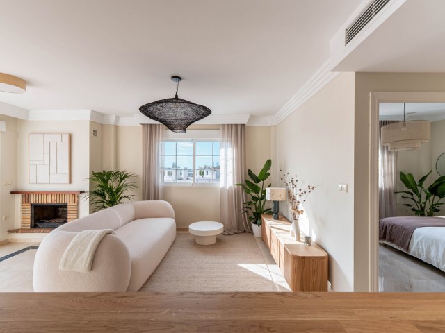 Apartment, Rio Real, R5108128