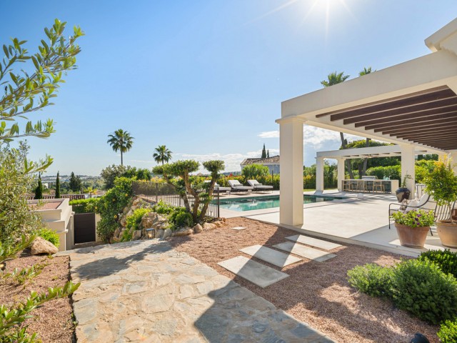 4 Schlafzimmer Villa in Nueva Andalucía