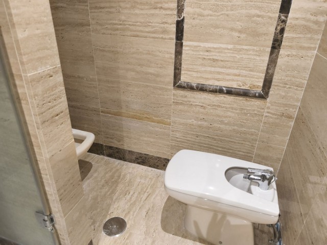 Apartamento con 3 Dormitorios  en Marbella