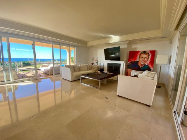 7 Sovrums Villa i Elviria