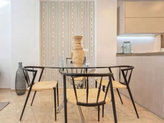 Maison mitoyenne avec 2 Chambres  à Estepona