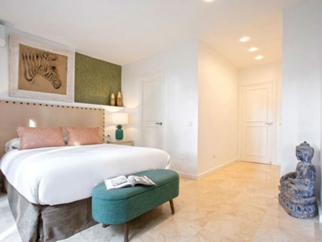 Maison mitoyenne avec 2 Chambres  à Estepona