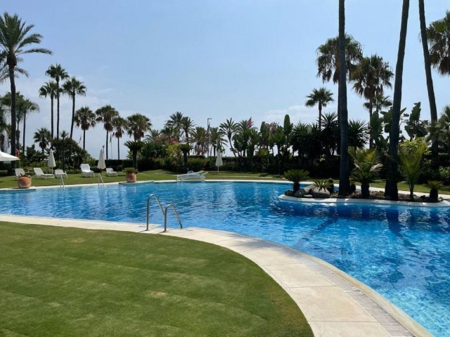 3 Makuuhuoneen Huoneisto Puerto Banús