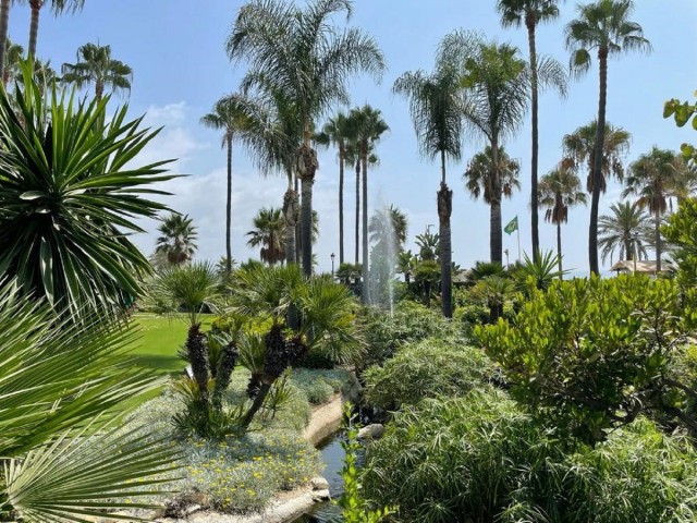 3 Makuuhuoneen Huoneisto Puerto Banús