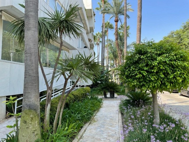 3 Makuuhuoneen Huoneisto Puerto Banús