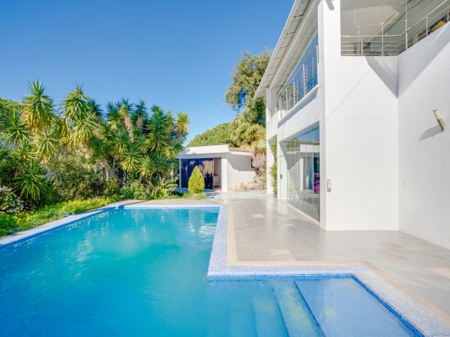 8 Sovrums Villa i Elviria
