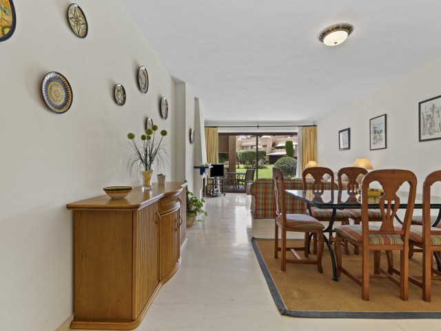 Appartement avec 2 Chambres  à Estepona