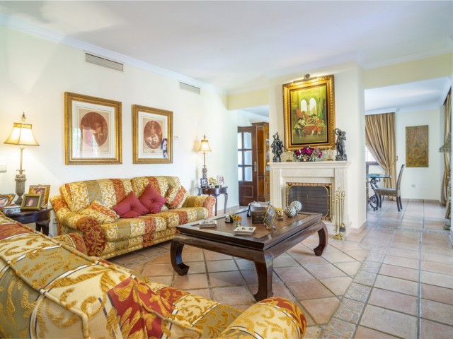 6 Slaapkamer Villa in Guadalmina Alta