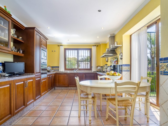 6 Slaapkamer Villa in Guadalmina Alta