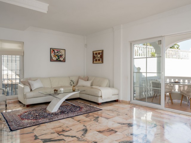 Villa con 5 Dormitorios  en Fuengirola