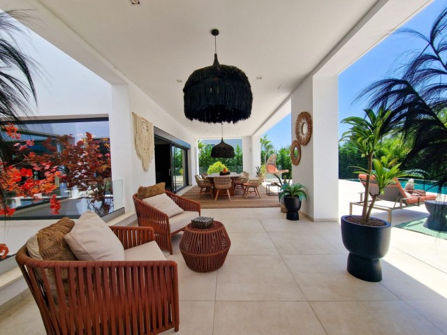 5 Soveroms Villa i Marbella