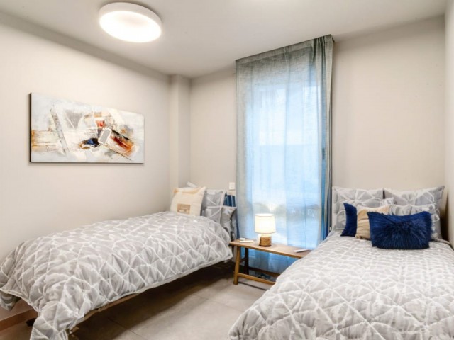 Apartamento con 2 Dormitorios  en Marbella