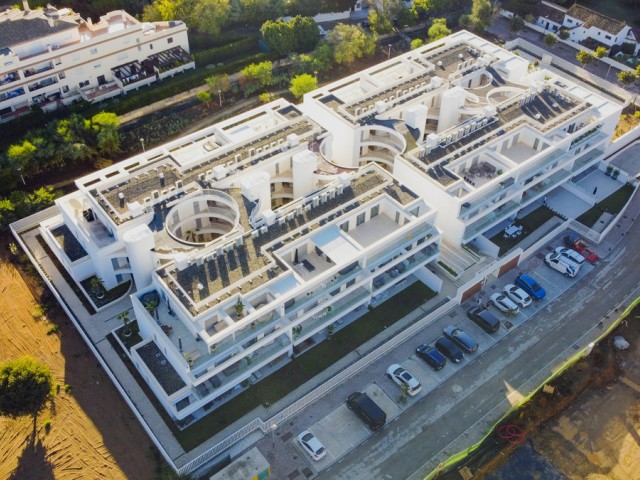 Apartamento con 2 Dormitorios  en Marbella