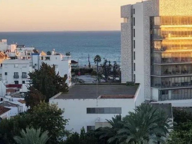 Penthouse avec 2 Chambres  à Estepona