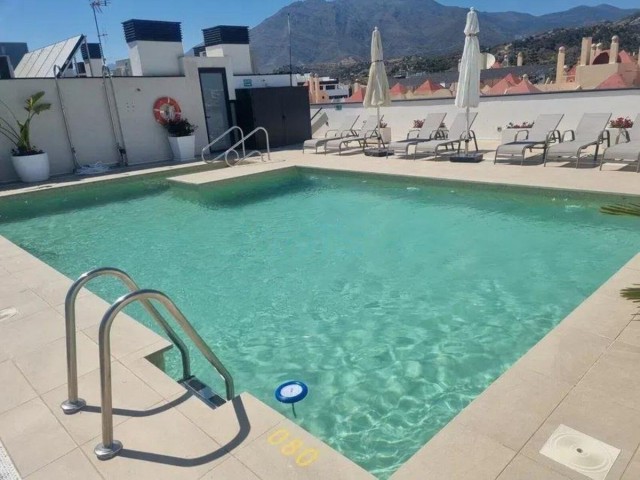 Penthouse avec 2 Chambres  à Estepona