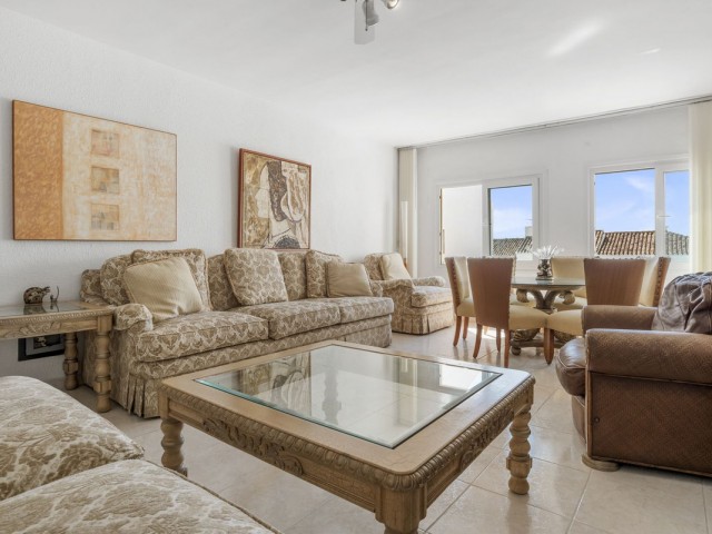 2 Makuuhuoneen Huoneisto Puerto Banús