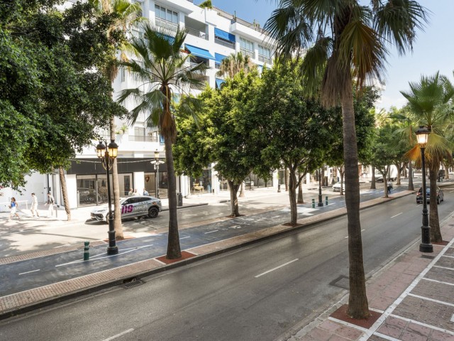 2 Makuuhuoneen Huoneisto Puerto Banús