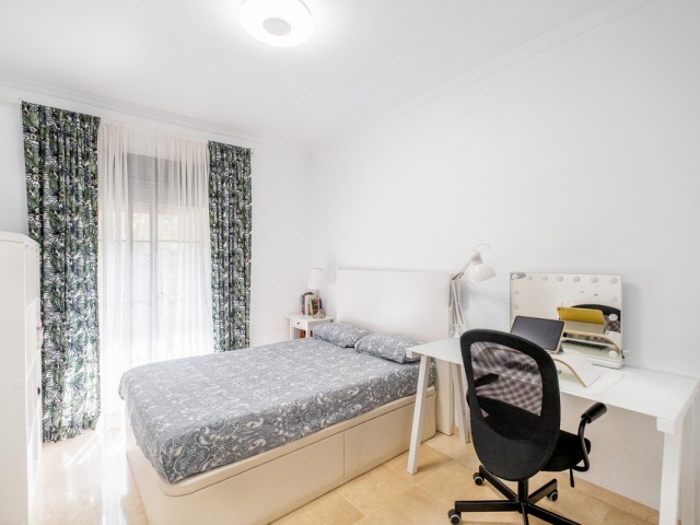 Adosado con 3 Dormitorios  en Nagüeles